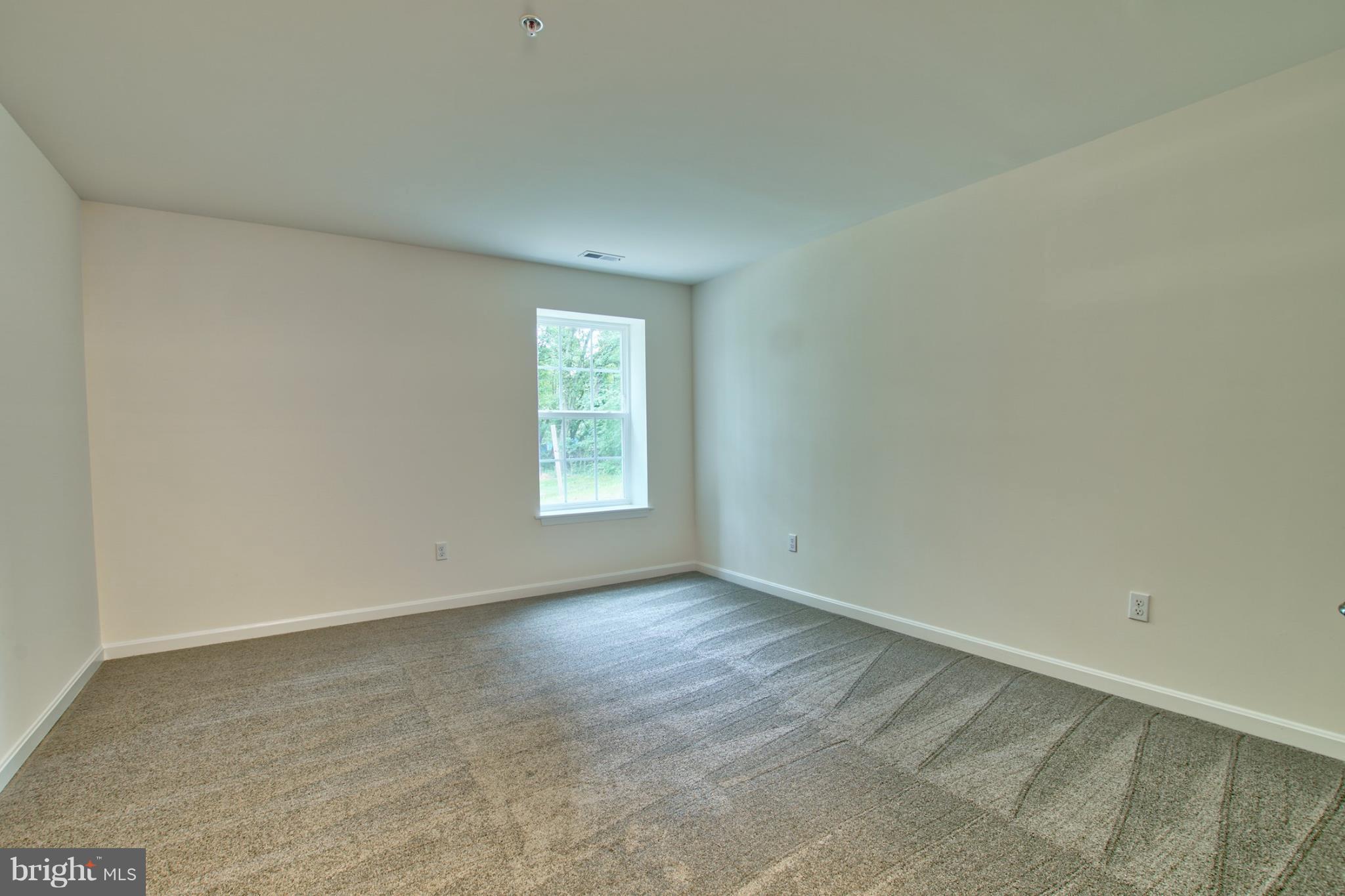 8103 Redstone Road Kingsville, MD 21087 - Photo 20 of 24 Lower level bedroom with full bathroom