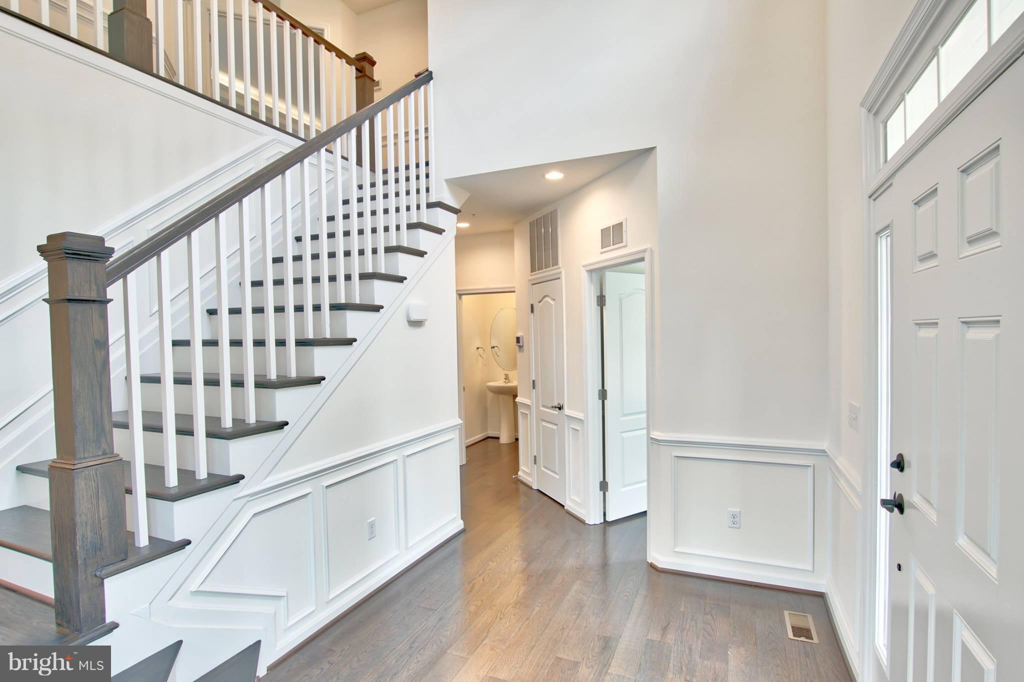 8103 Redstone Road Kingsville, MD 21087 - Photo 10 of 24 2 story foyer