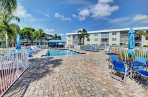 9886 Marina Boulevard, Unit 622 Boca Raton, FL 33428 - Photo 24 of 31 9810 Marina Blvd 1120 POOL2