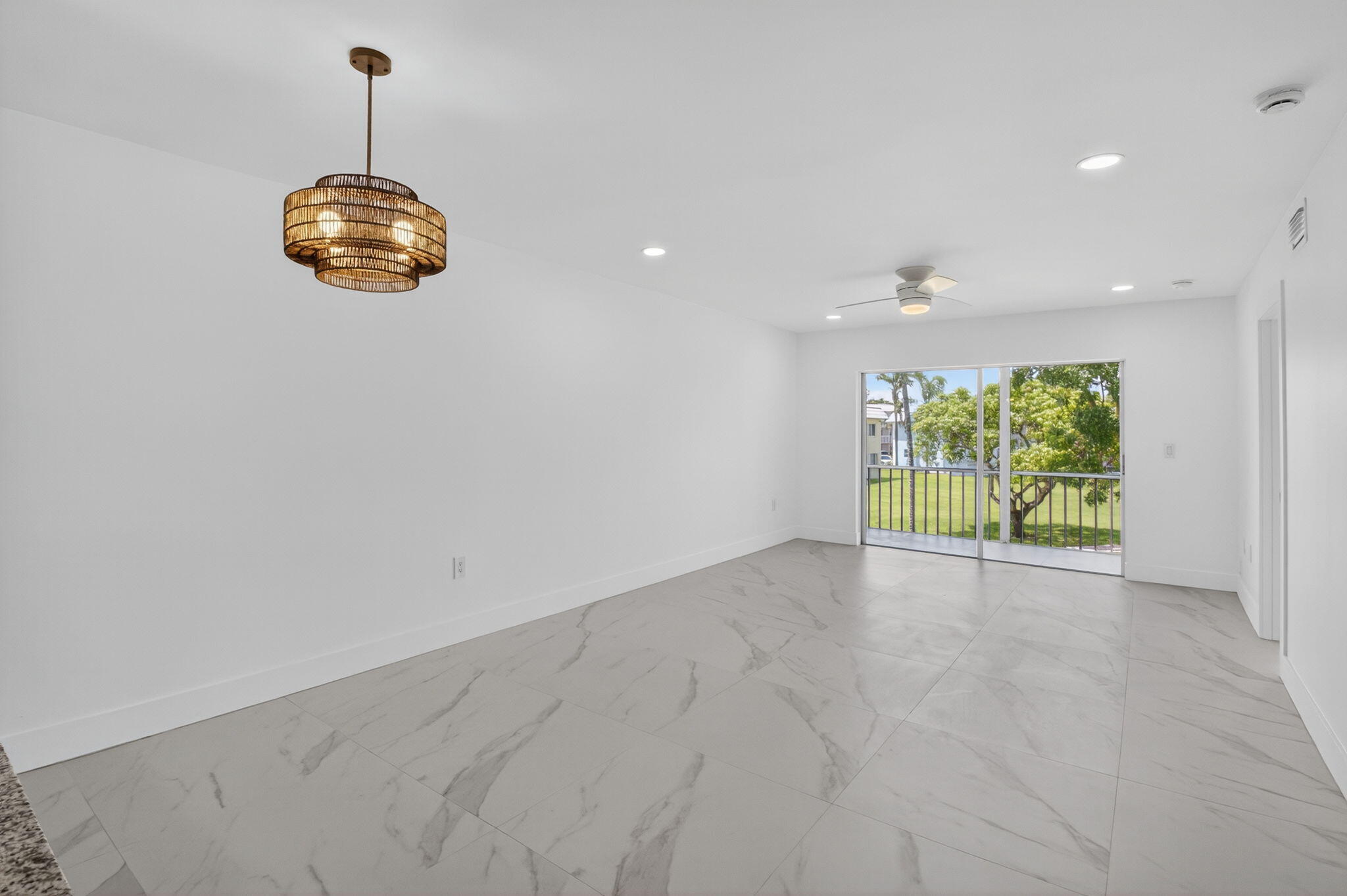 9886 Marina Boulevard, Unit 622 Boca Raton, FL 33428 - Photo 6 of 31 6-web-or-mls-058_DSC_0704