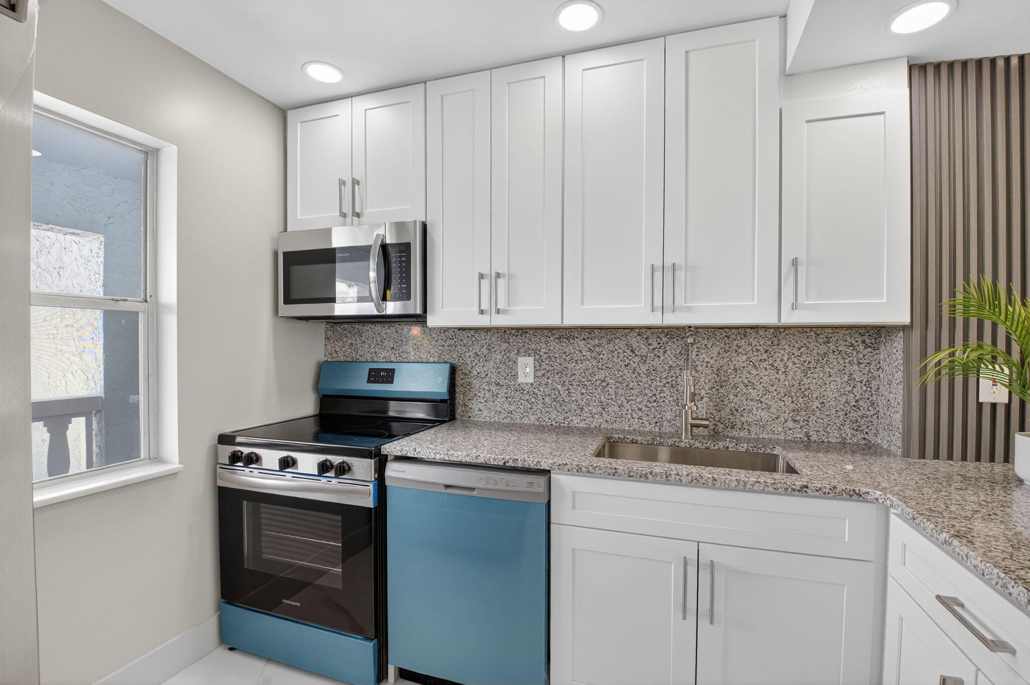 9886 Marina Boulevard, Unit 622 Boca Raton, FL 33428 - Photo 9 of 31 14-web-or-mls-066_DSC_0741