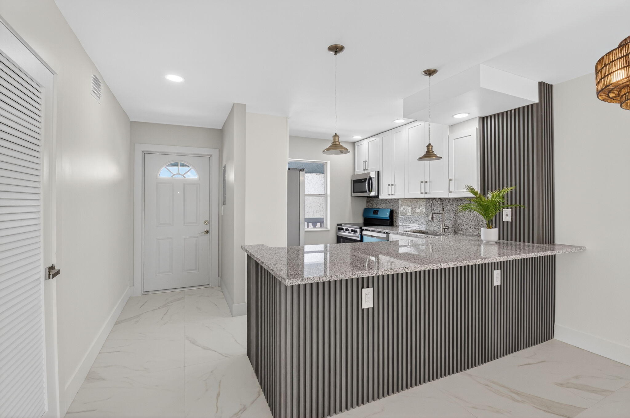 9886 Marina Boulevard, Unit 622 Boca Raton, FL 33428 - Photo 10 of 31 11-web-or-mls-063_DSC_0729
