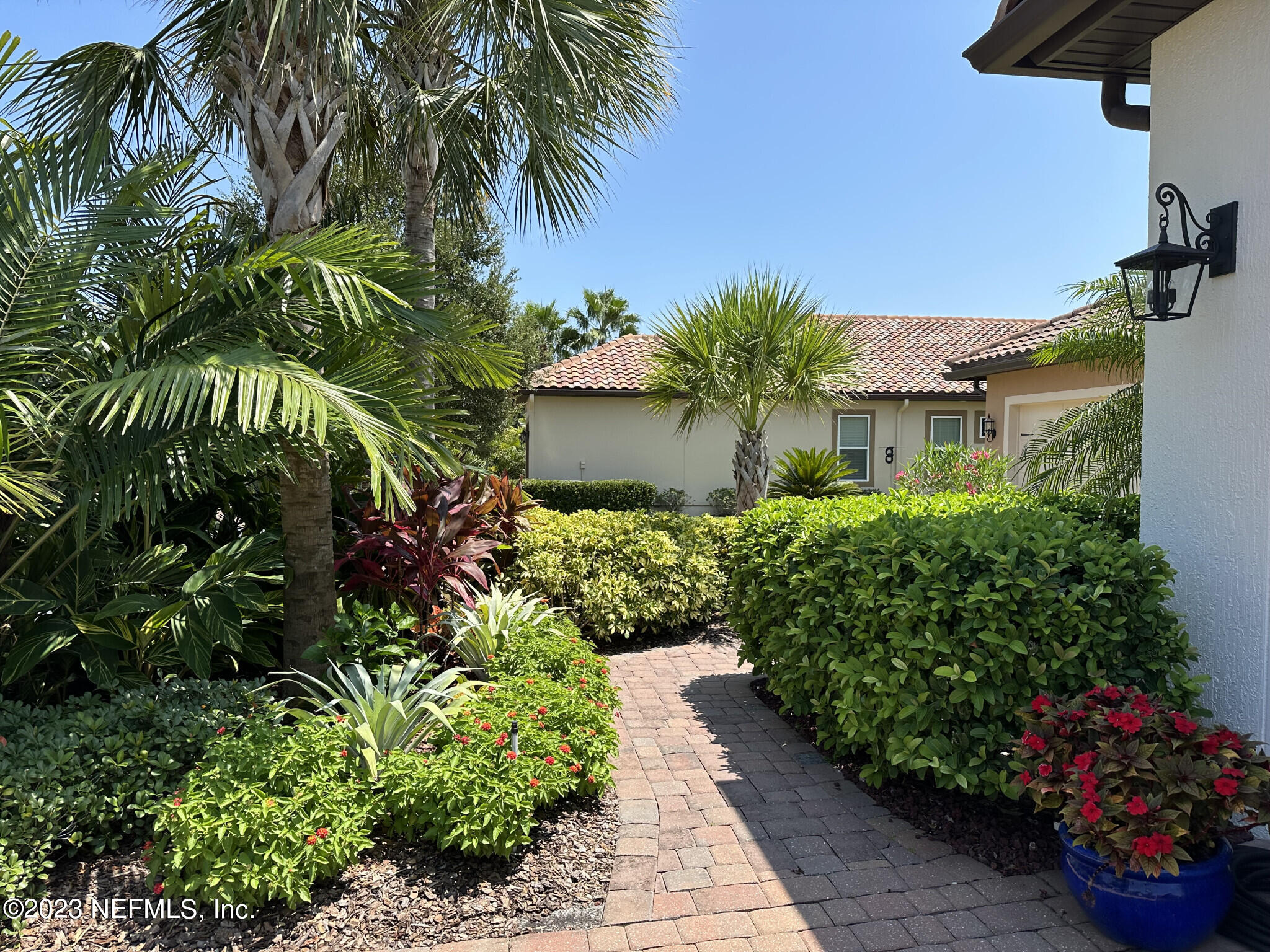 44 Rinaldo Way Ponte Vedra, FL 32081 - Photo 5 of 30 a view of a garden with plants