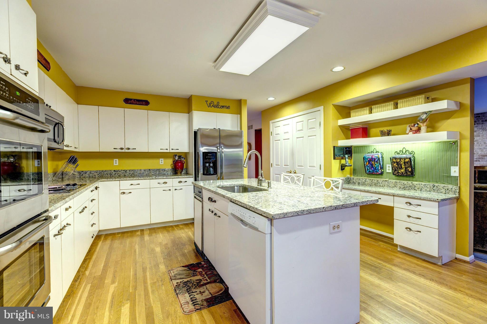 303 Delight Meadows Road Reisterstown, MD 21136 - Photo 8 of 30 Island And Breakfast Bar