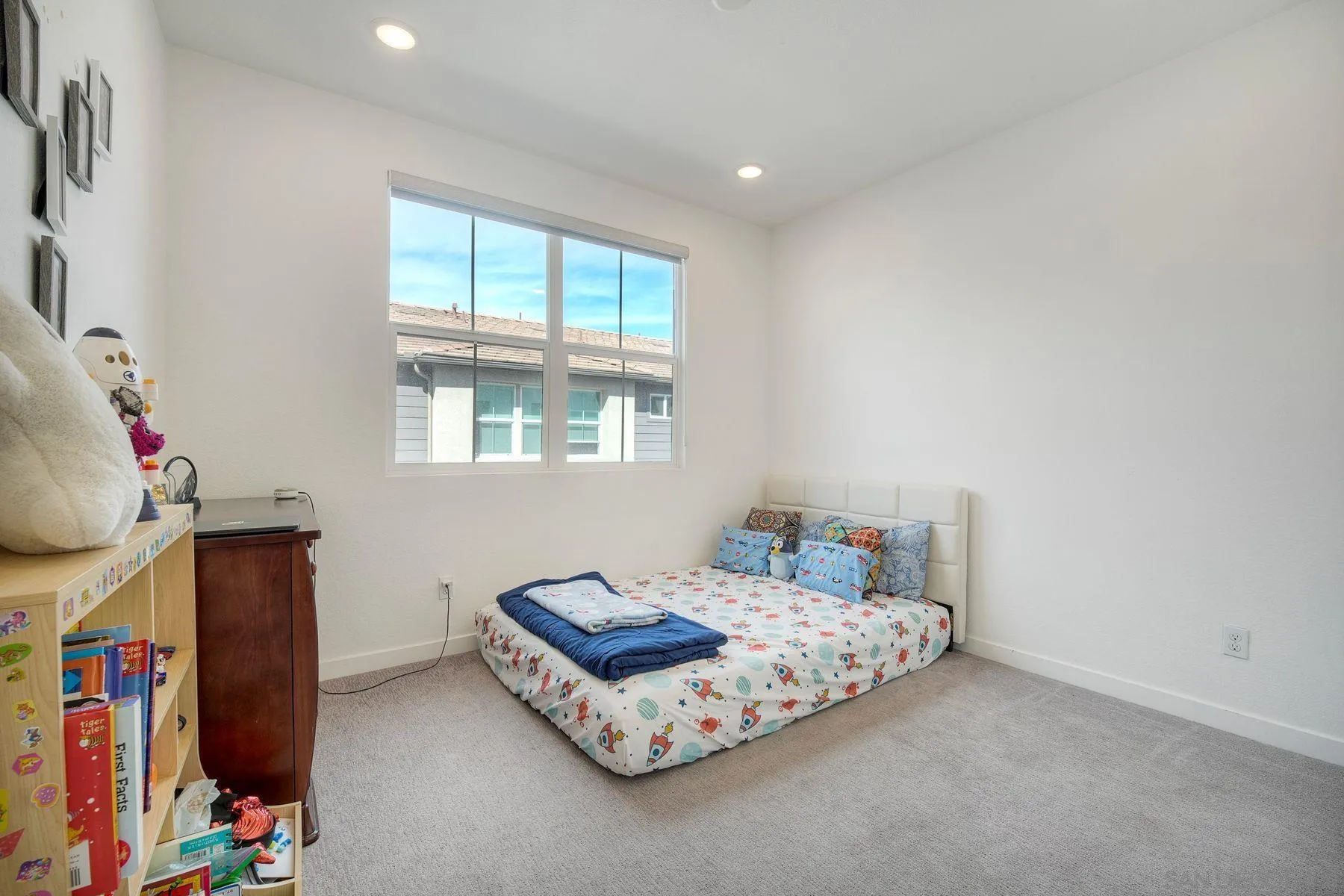 13087 Olympus Circle, Unit 2 Poway, CA 92064 - Photo 18 of 29 a bedroom with bed and a window