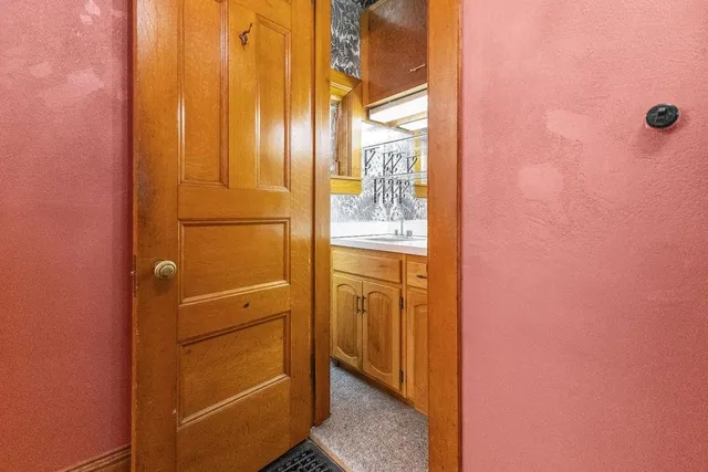 $365,000 | 630 North 8th Street, St. Joseph, MO 64501