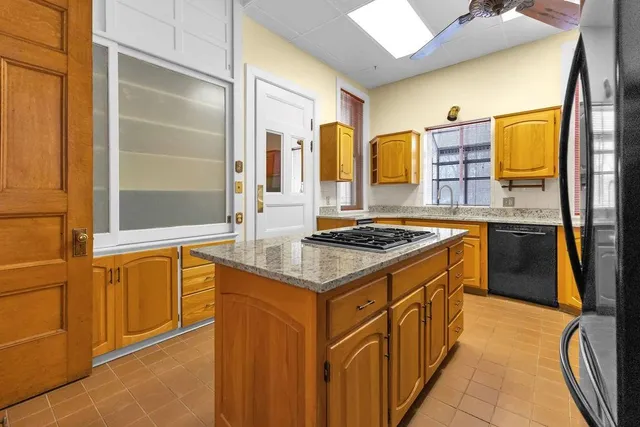 $365,000 | 630 North 8th Street, St. Joseph, MO 64501