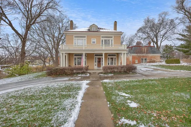 $365,000 | 630 North 8th Street, St. Joseph, MO 64501