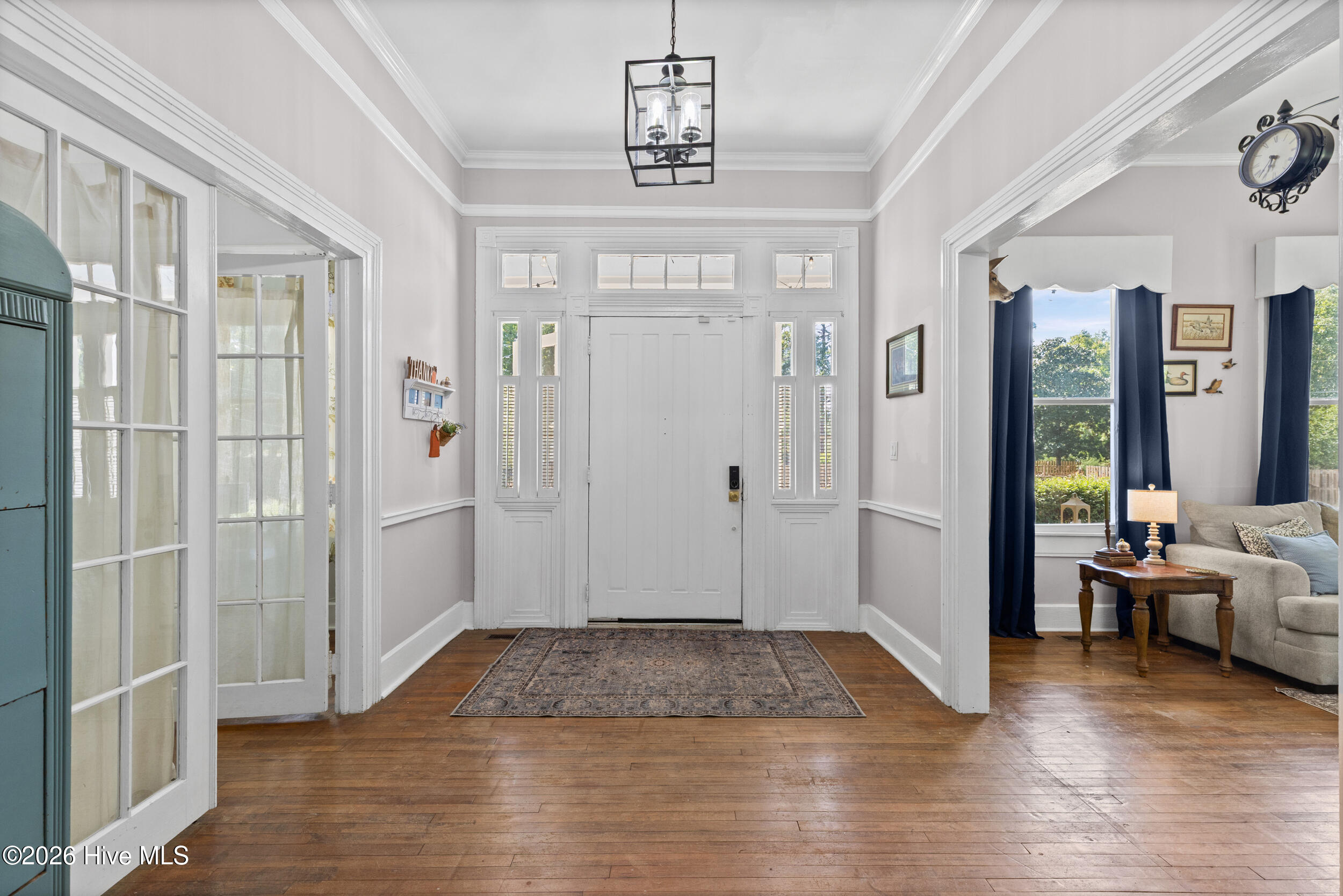 800 Salem Road Thomson, GA 30824 - Photo 7 of 58 Entrance foyer
