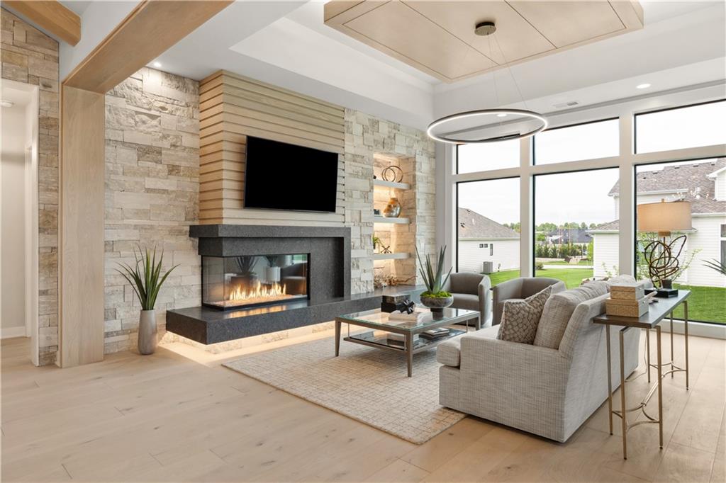 13721 Guilford Road Leawood, KS 66224 - Photo 14 of 44