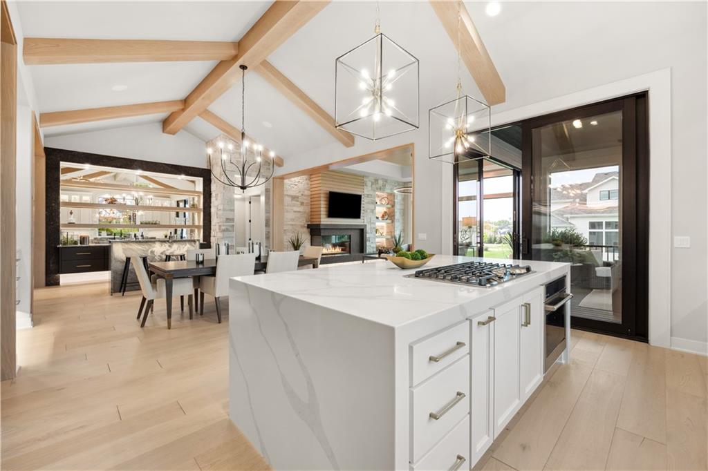 13721 Guilford Road Leawood, KS 66224 - Photo 18 of 44