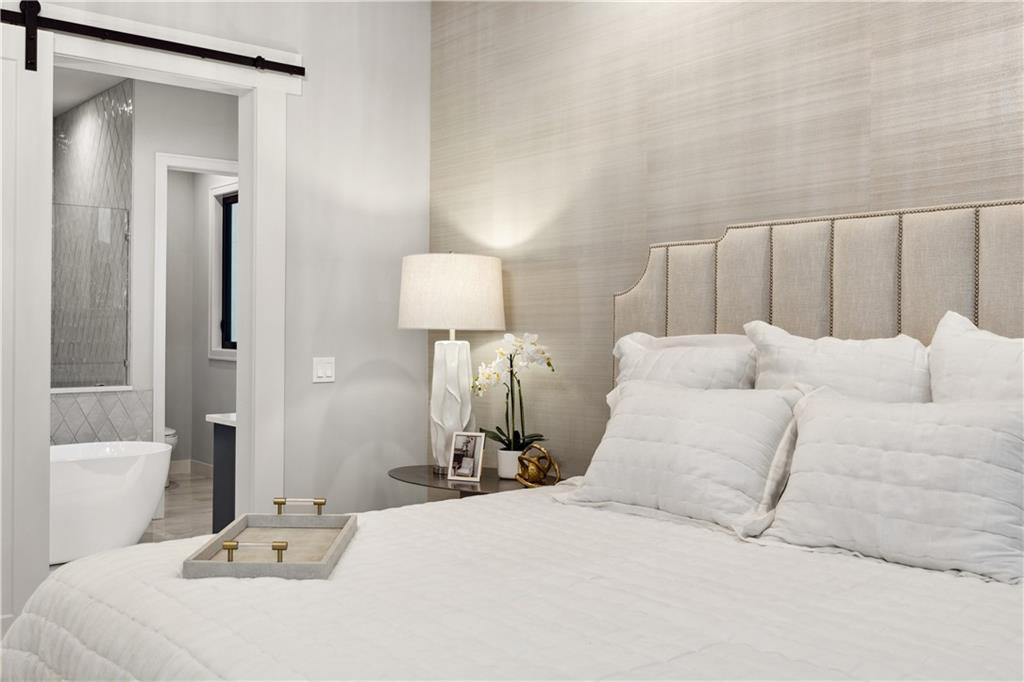 13721 Guilford Road Leawood, KS 66224 - Photo 25 of 44