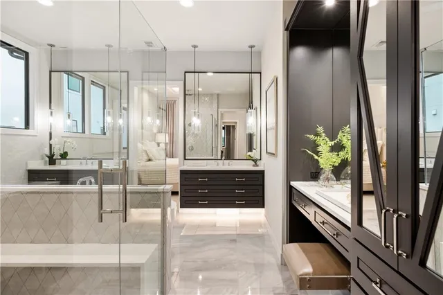 $2,543,000 | 13721 Guilford Road, Leawood, KS 66224