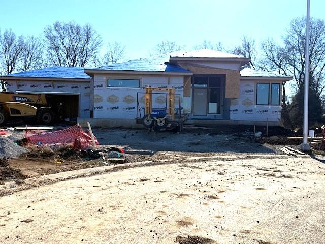 13721 Guilford Road Leawood, KS 66224 - Photo 4 of 44