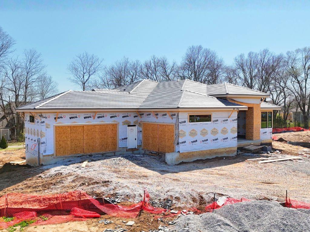 13721 Guilford Road Leawood, KS 66224 - Photo 5 of 45