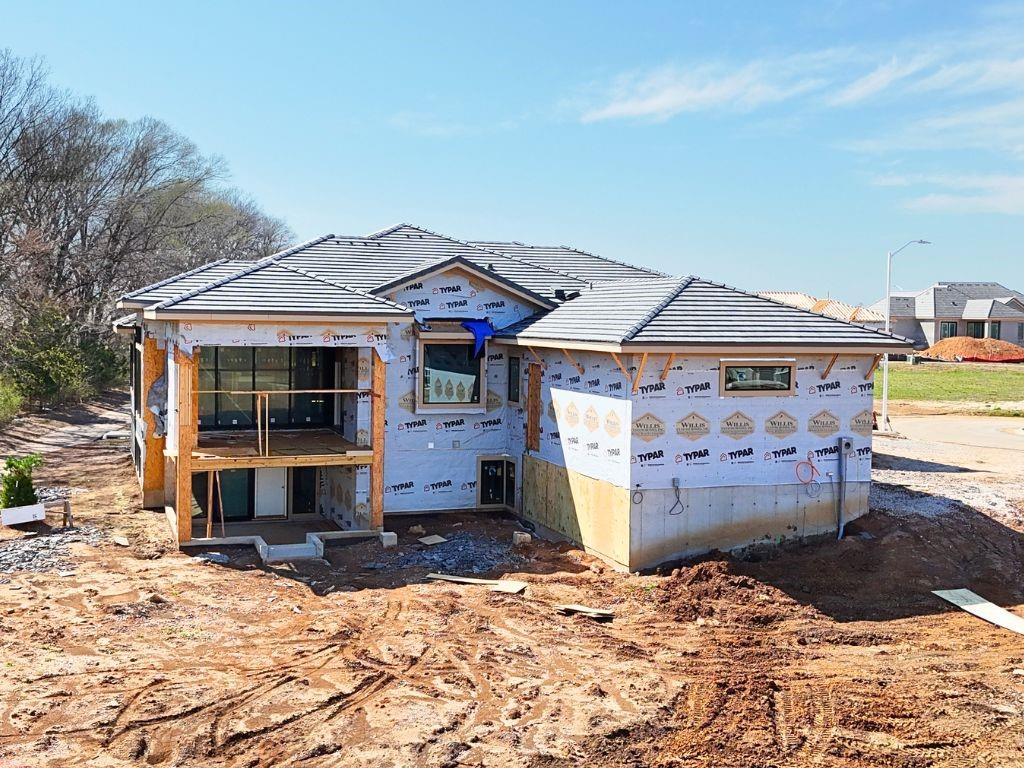 13721 Guilford Road Leawood, KS 66224 - Photo 6 of 45