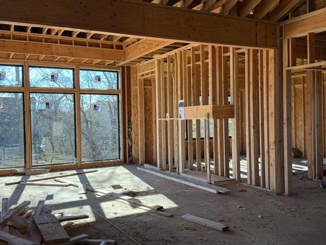 13721 Guilford Road Leawood, KS 66224 - Photo 7 of 45