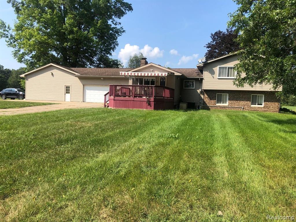 47245 Wear Road Belleville, MI 48111 - Photo 15 of 17