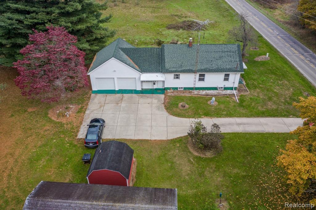 2658 Hawkins Road Jackson, MI 49201 - Photo 6 of 32