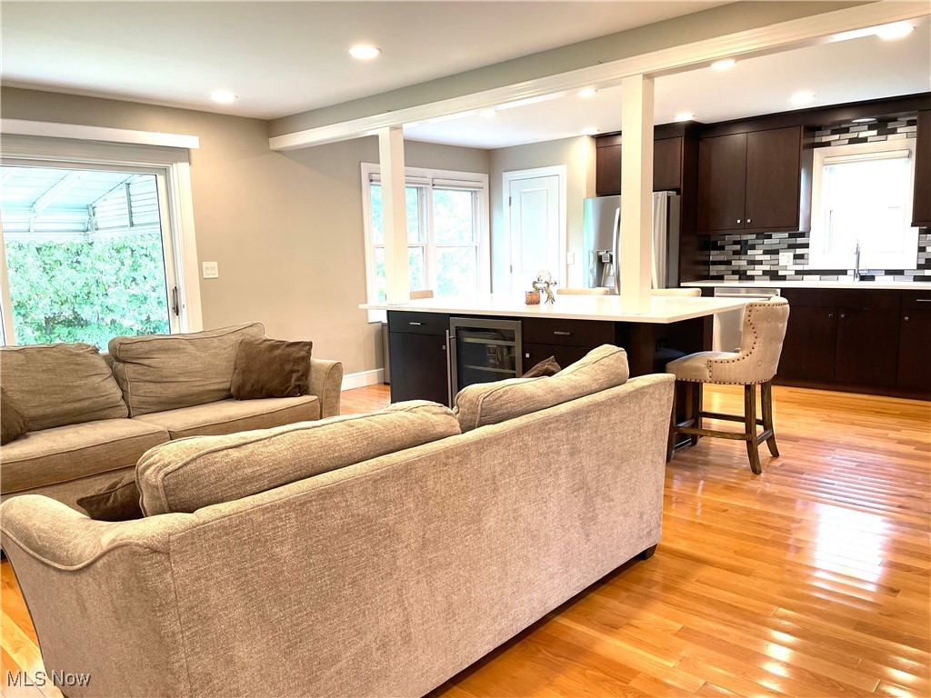 946 Brainard Road Cleveland, OH 44143 - Photo 5 of 31 Gallery Image 5