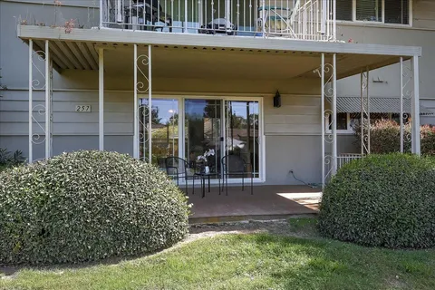 $770,000 | 257 Moreton Bay Lane, Unit 3, Goleta, CA 93117