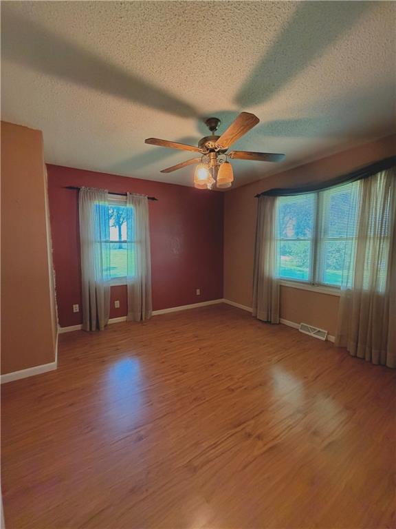 14701 Tillman Road Smithville, MO 64089 - Photo 12 of 35