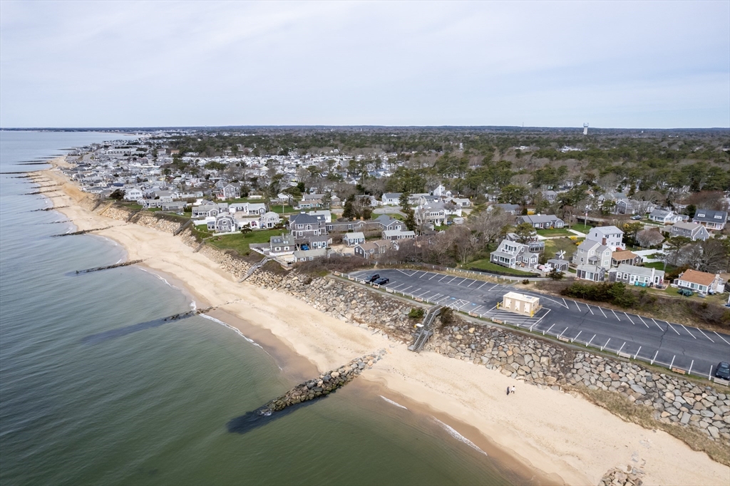 6 Beach Hills Road, Unit B Dennis, MA 02639 - Photo 14 of 33 Gallery Image 14