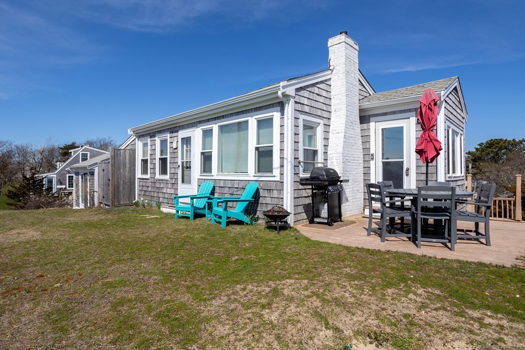6 Beach Hills Road, Unit B Dennis, MA 02639 - Photo 16 of 33 Gallery Image 16