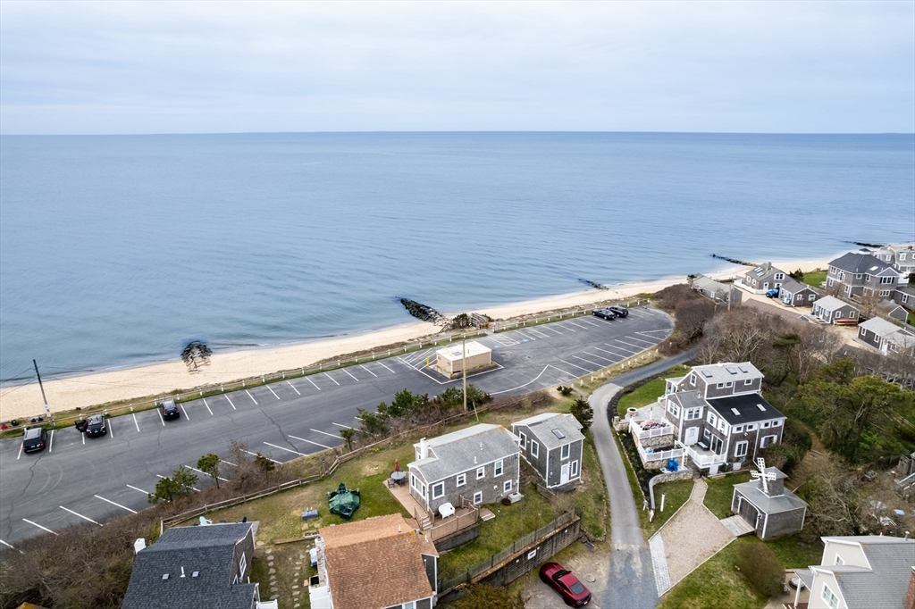 6 Beach Hills Road, Unit B Dennis, MA 02639 - Photo 6 of 33 Gallery Image 6
