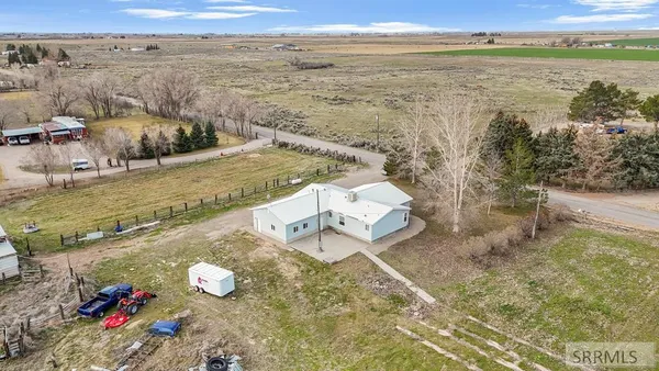 $399,900 | 453 Hill Road, Pingree, ID 83262