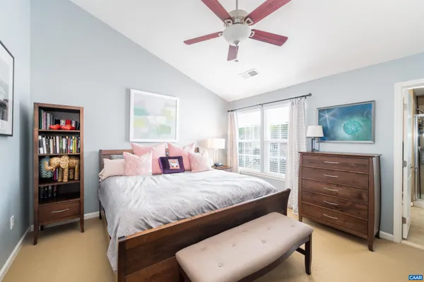 $3,300 | 719 Rainier Road, Charlottesville, VA 22903