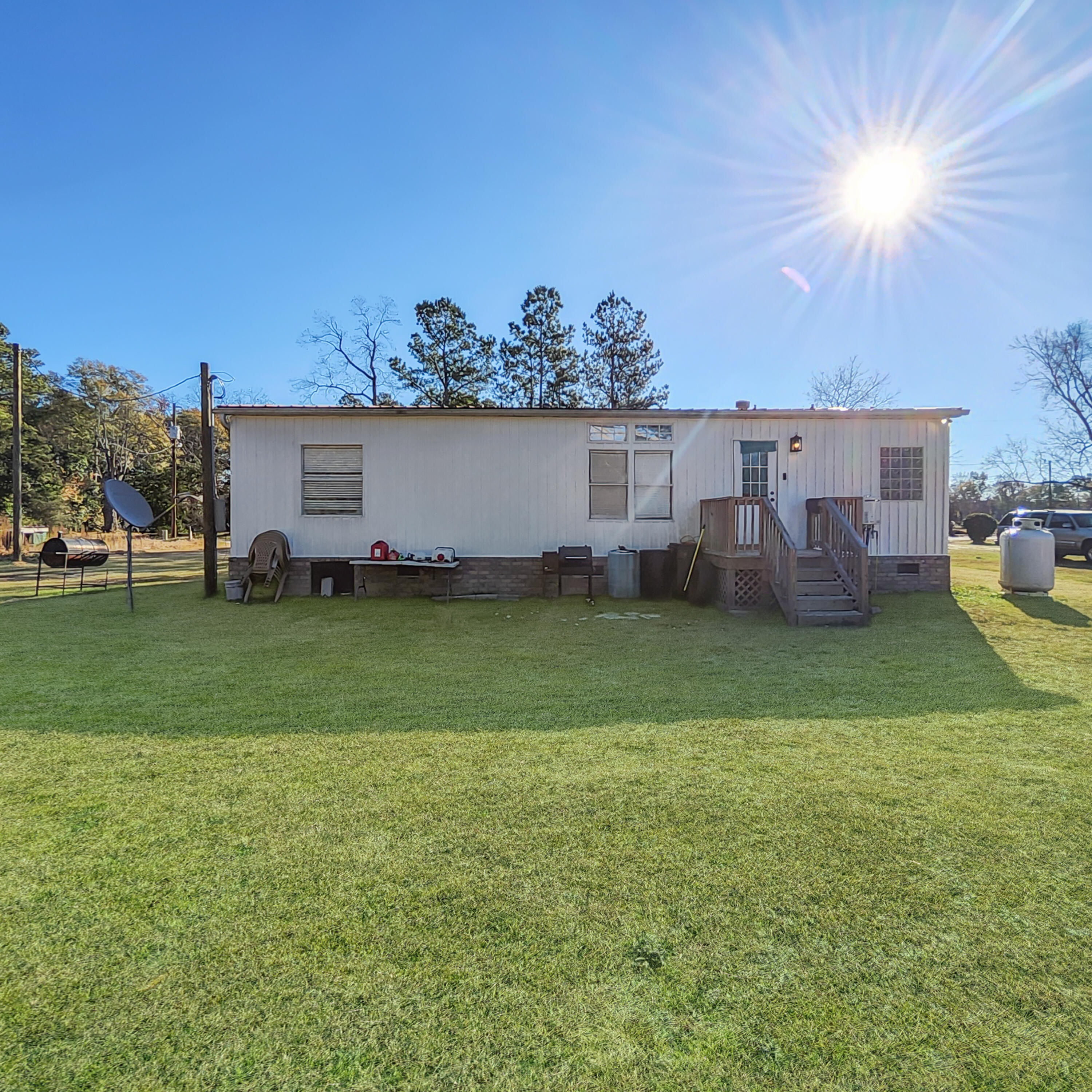 1105 Peacock Street Manning, SC 29102 - Photo 14 of 14