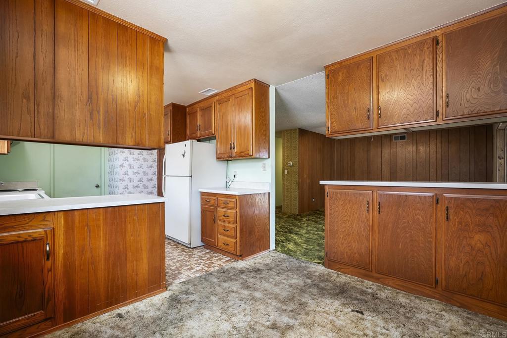 114 Arran Avenue Spring Valley, CA 91977 - Photo 9 of 33