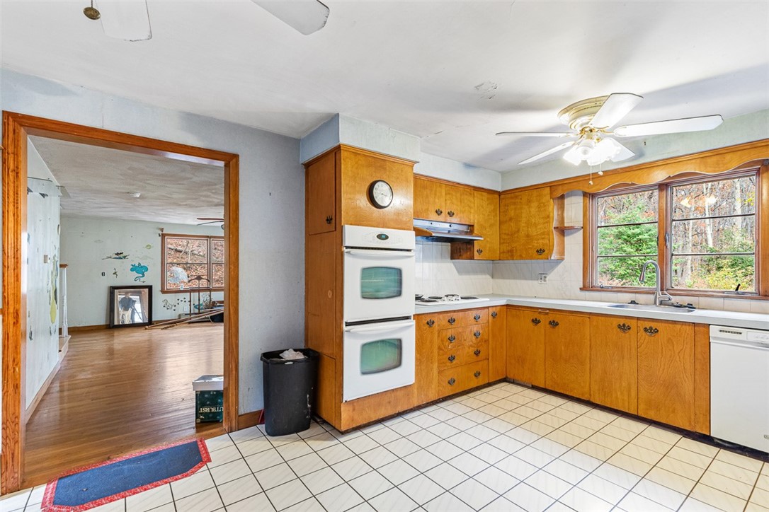 101 Cobble Hill Road Lincoln, RI 02865 - Photo 20 of 41