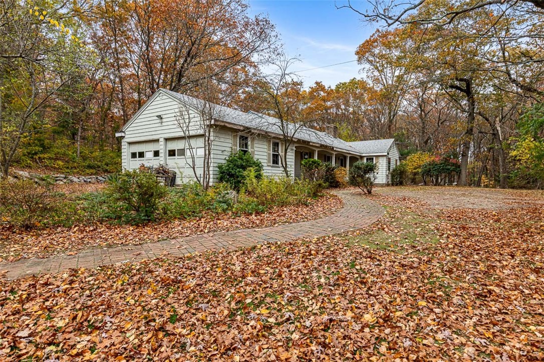 101 Cobble Hill Road Lincoln, RI 02865 - Photo 6 of 41