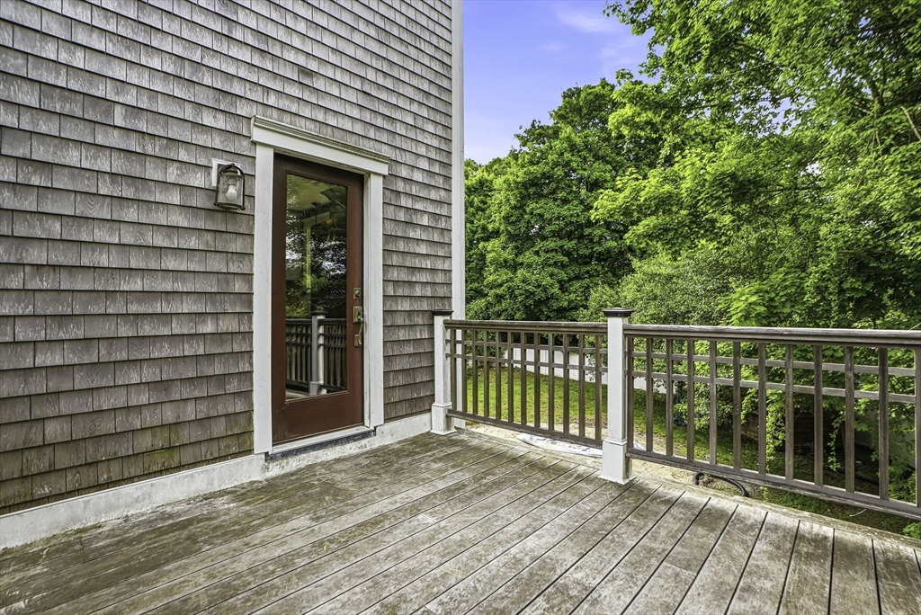 4 Shawkemo Path Franklin, MA 02038 - Photo 5 of 22