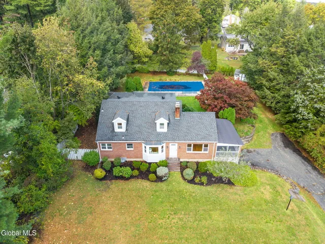 $399,999 | 537 Columbia St Extension, Cohoes, NY 12047