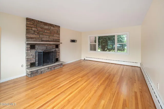 $399,999 | 537 Columbia St Extension, Cohoes, NY 12047