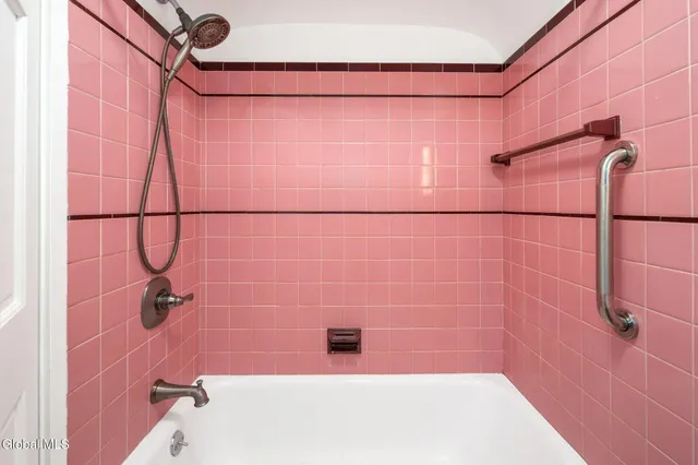 $399,999 | 537 Columbia St Extension, Cohoes, NY 12047