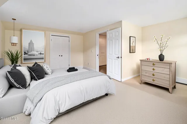 $399,999 | 537 Columbia St Extension, Cohoes, NY 12047