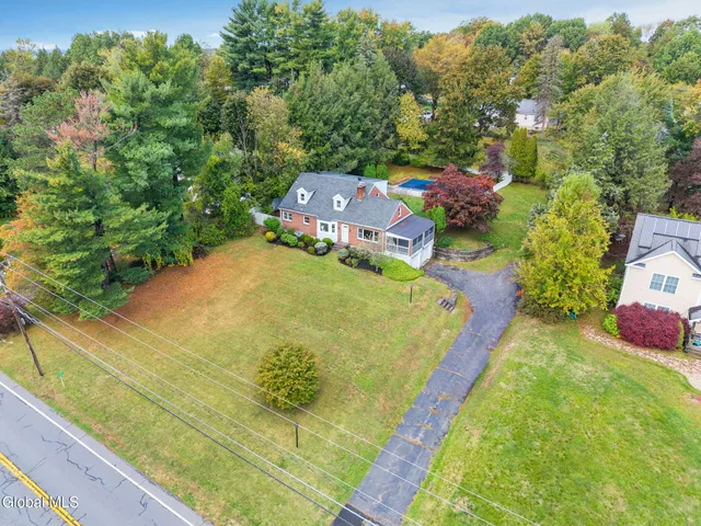 $399,999 | 537 Columbia St Extension, Cohoes, NY 12047