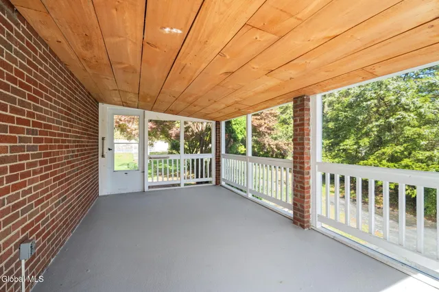 $399,999 | 537 Columbia St Extension, Cohoes, NY 12047