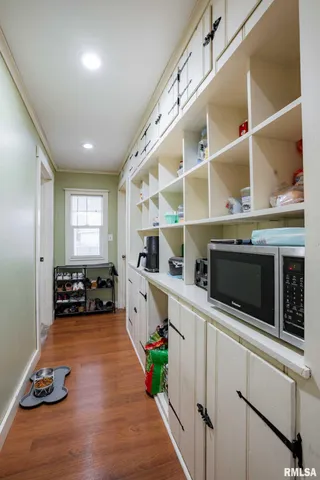 $169,000 | 712 Circle Drive, Marion, IL 62959