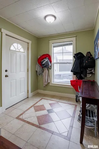 $169,000 | 712 Circle Drive, Marion, IL 62959