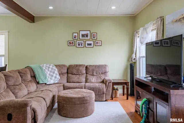 $169,000 | 712 Circle Drive, Marion, IL 62959