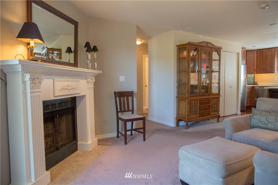 10830 East Riverside Drive, Unit B202 Bothell, WA 98011 - Photo 11 of 25