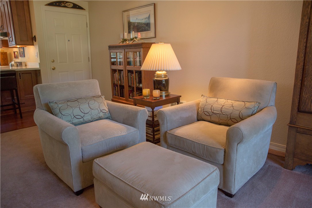 10830 East Riverside Drive, Unit B202 Bothell, WA 98011 - Photo 14 of 25