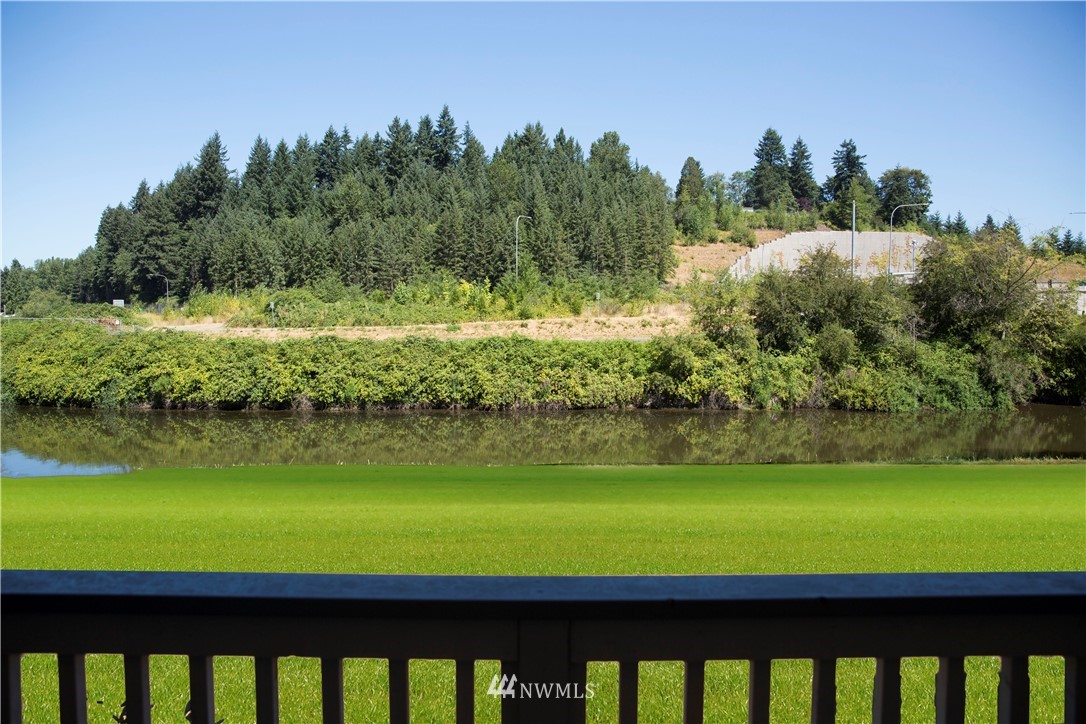 10830 East Riverside Drive, Unit B202 Bothell, WA 98011 - Photo 21 of 25