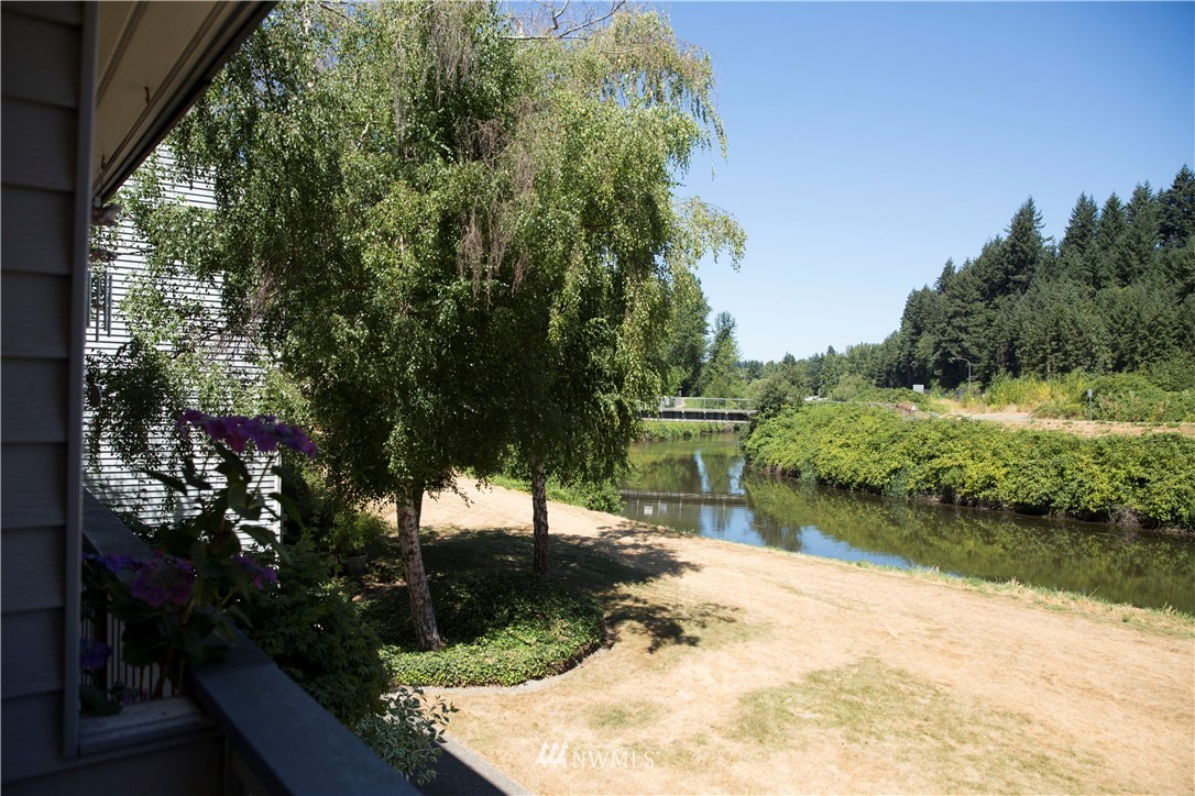 10830 East Riverside Drive, Unit B202 Bothell, WA 98011 - Photo 23 of 25