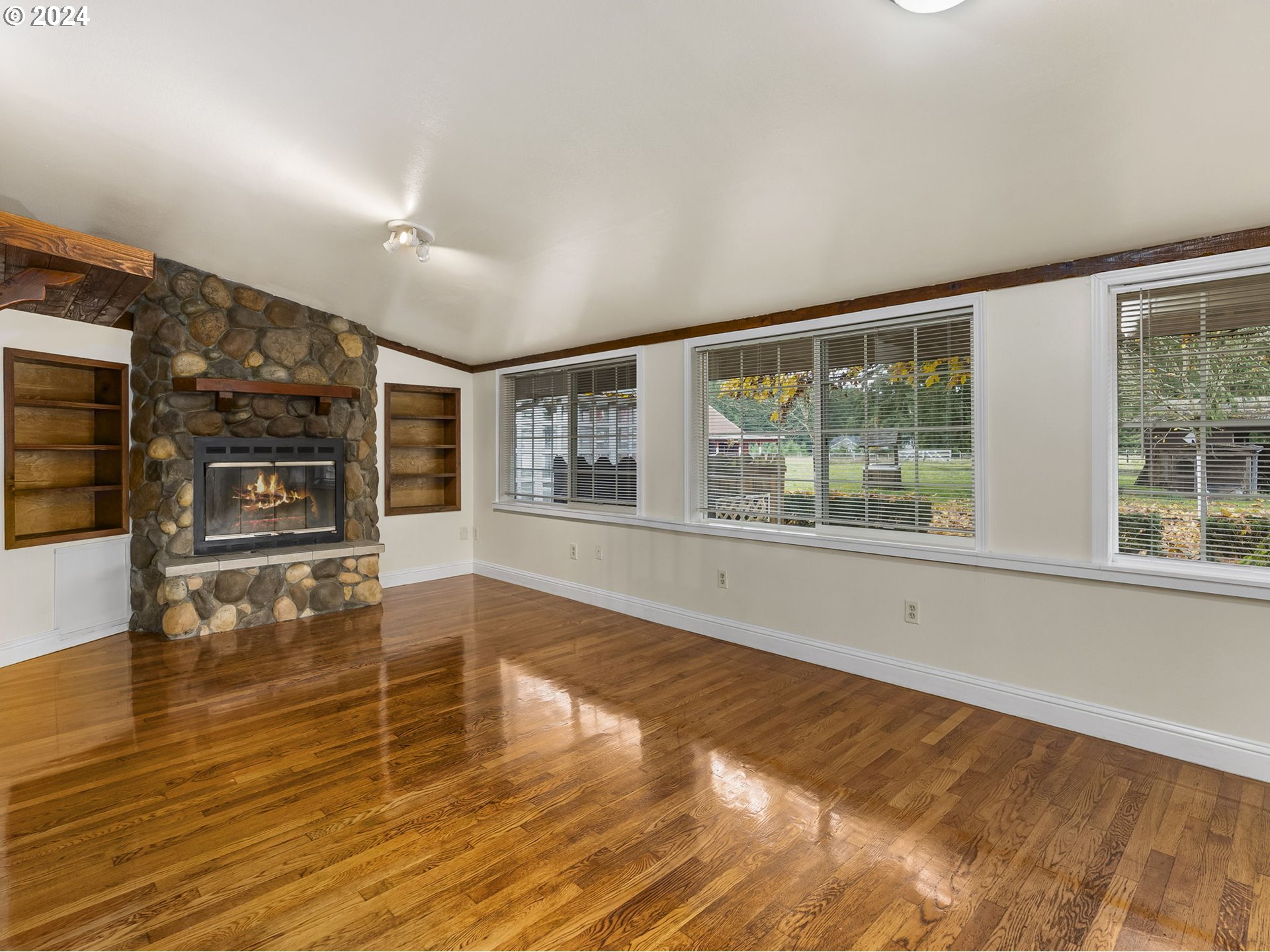 472 Brown Road East Chehalis, WA 98532 - Photo 7 of 40
